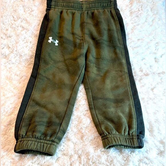 Under Armour Boys Camo Sweatpants (18 Months) - Picture 1 of 4